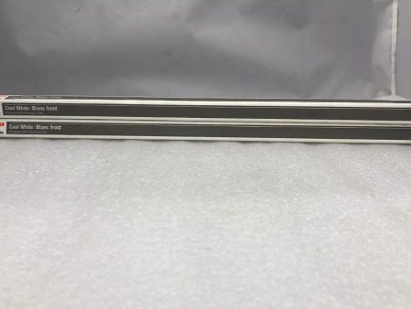 (2 / lot) Sylvania Linear T5 Cool White Fluorescent Lamp 21-in 13W, p/n F13T5/CW