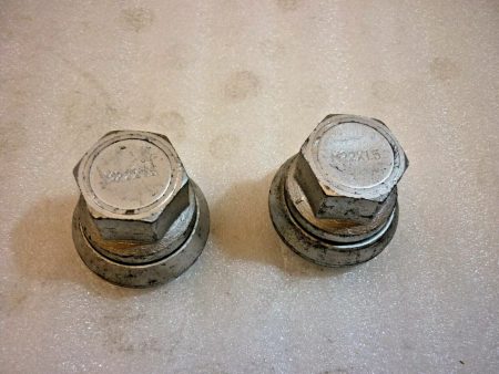 Flange Nut for Alcoa Wheels Silver, pn M22X1.5 (Lot of 2)