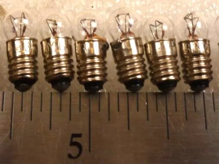 333 Bulbs, 28 V, 11.12 W, E5.5 Base, G-2 shape (Box of 10)