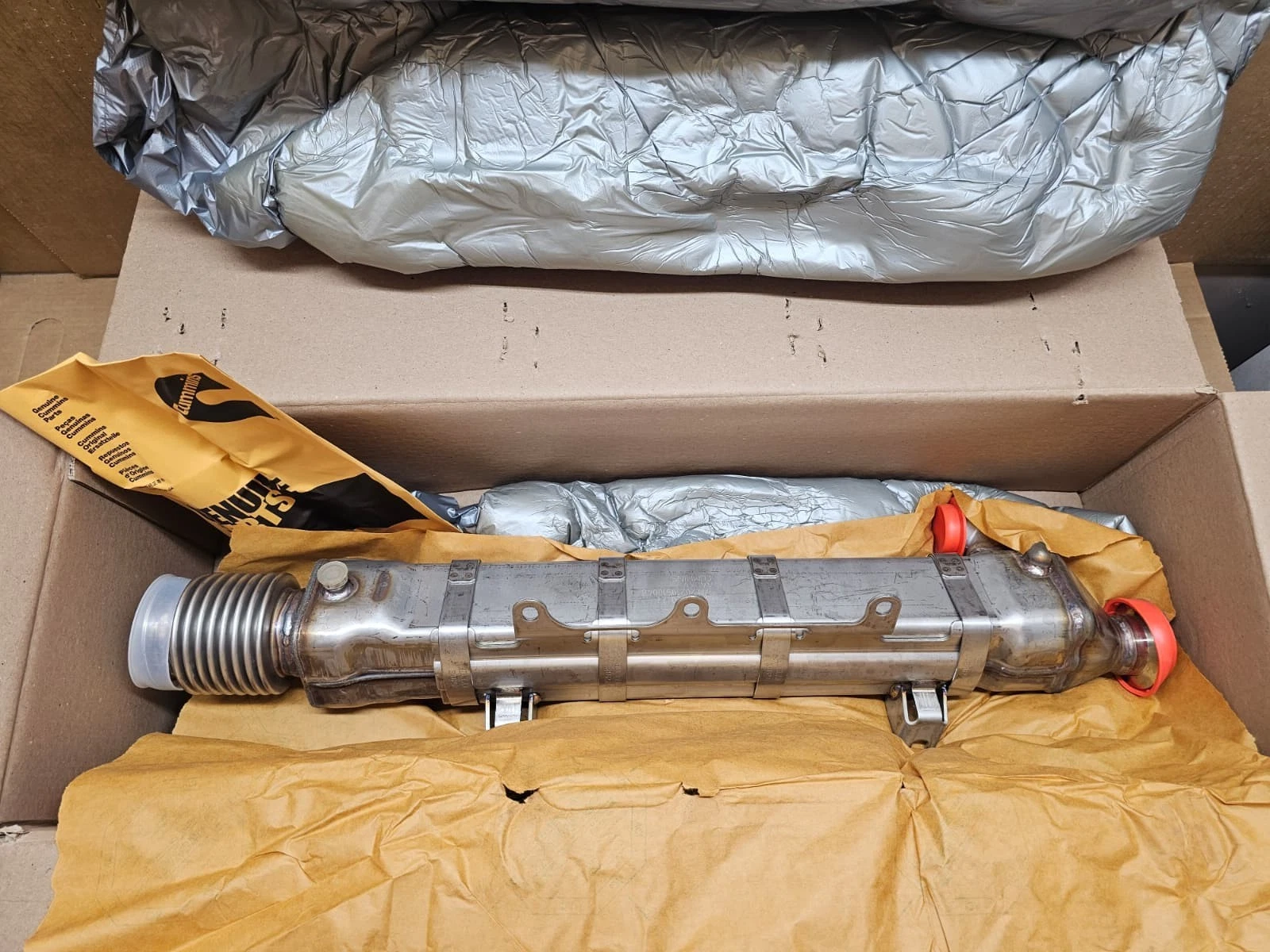 GENUINE Cummins ISM 10.8 EGR RCN Cooler 3102803 4089380 4309506 - Image 8